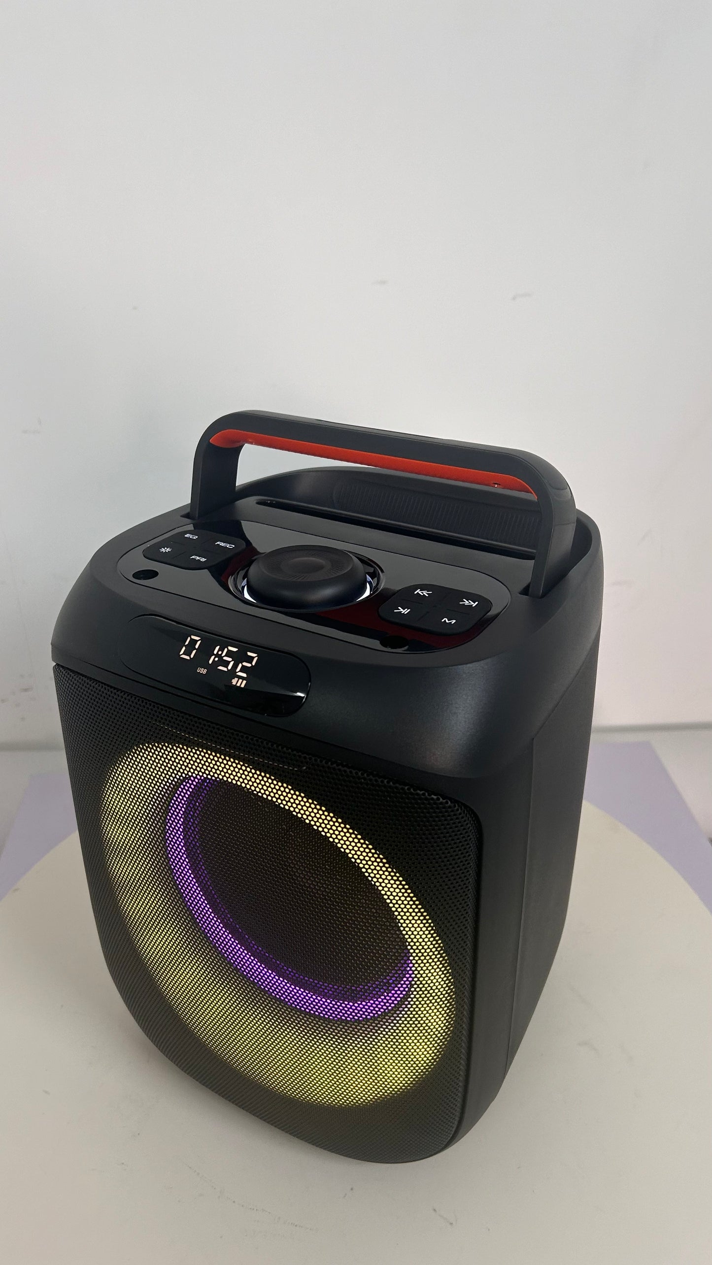 6.5 Inch Woofer Speaker Portable Wireless Home Theatre System Usb Plastic Box Amplified Speaker